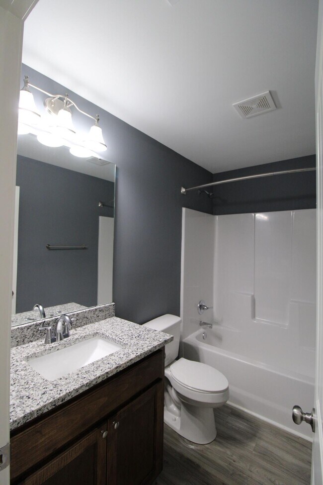 Building Photo - 2280 Equinox Ave