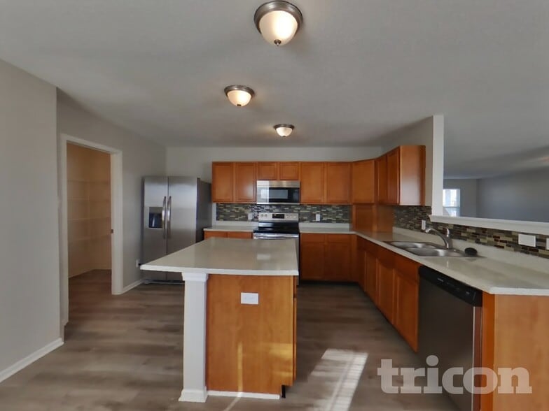 Building Photo - 8343 Weathervane Cir