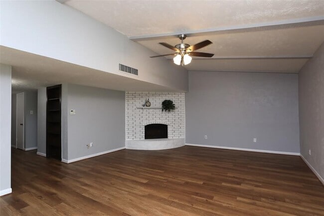 Building Photo - 3903 Coltwood Dr