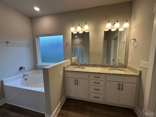 Building Photo - 10984 Coues Dr