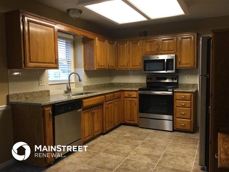 Building Photo - 602 SW Montana Ridge Dr
