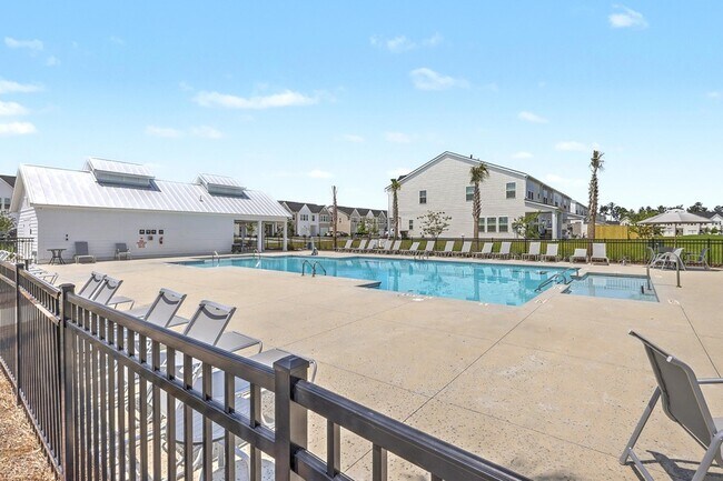 Building Photo - 762 Ridgley Dr