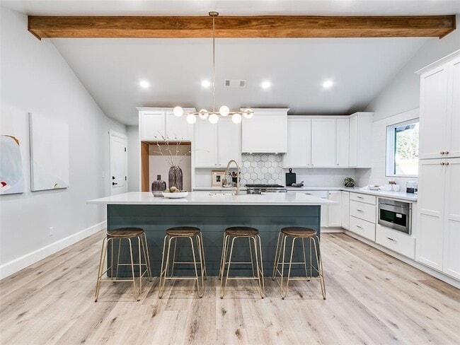 Building Photo - 2101 NW 60th St