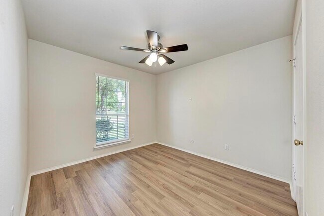 Building Photo - 1203 Tricia Cove