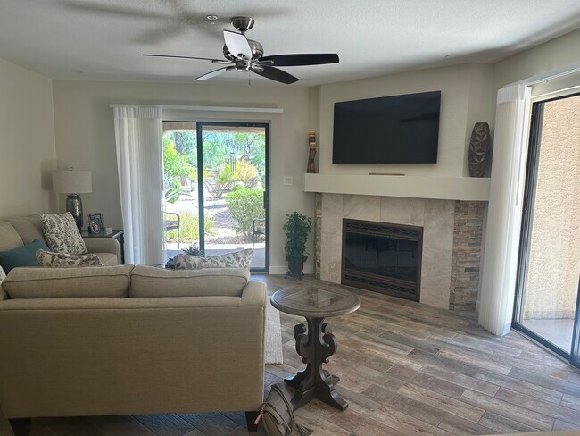 Building Photo - 9795 N 93rd Way