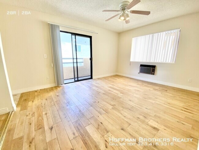 Building Photo - 415 S New Hampshire Ave Los Angeles CA 90020