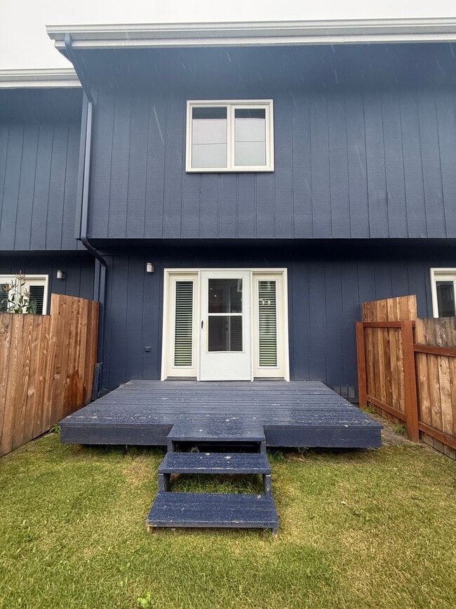 Building Photo - 2805 Cowles St
