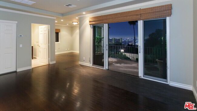Building Photo - 1693 Marmont Ave