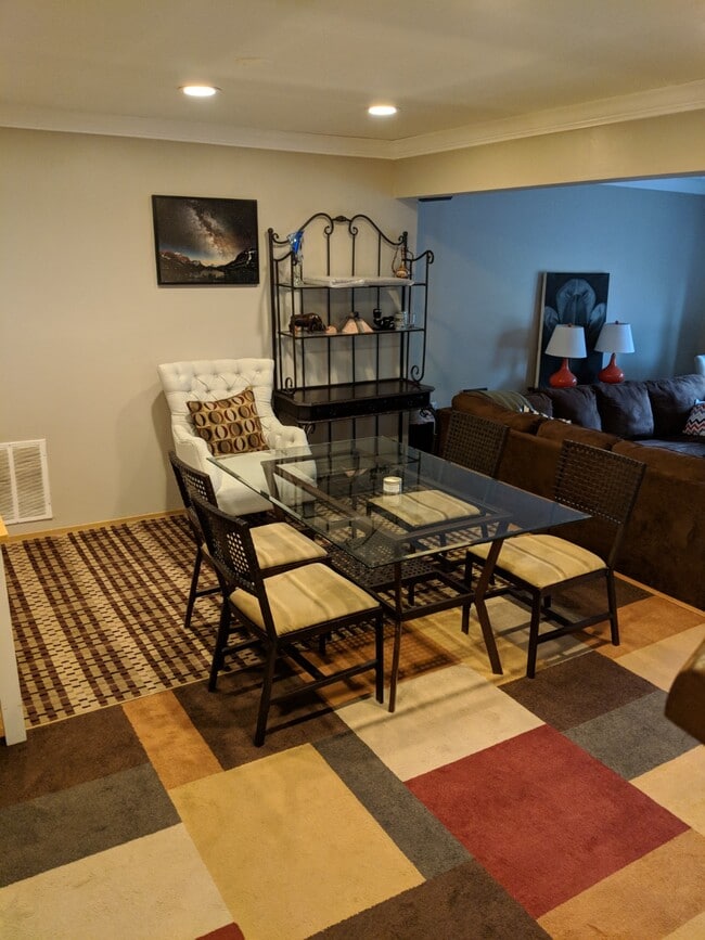 Building Photo - 858 New Mark Esplanade