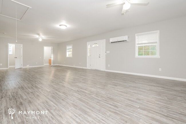 Building Photo - 204 Cherryview Ln