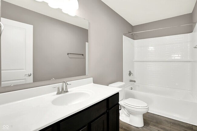 Building Photo - 2792 Maricopa Blvd