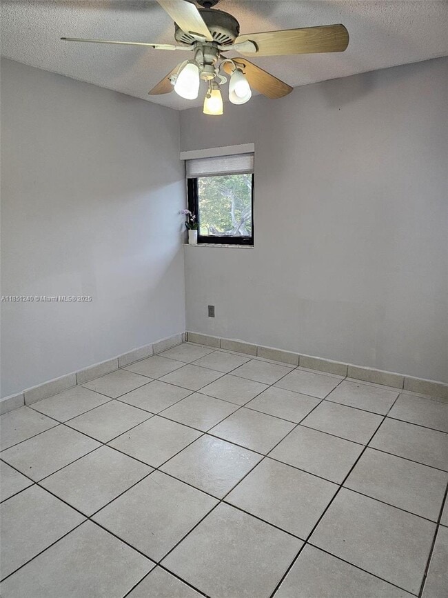 Building Photo - 6201 SW 138th Ct
