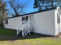 Building Photo - Colony Oaks Homes