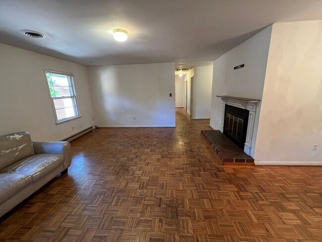 Building Photo - 43 Merganser Ct