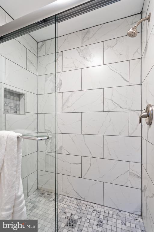 Building Photo - 1021 Greenspring Vly Rd