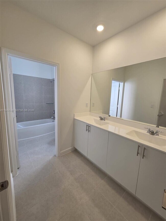 Building Photo - 16303 SW 147th Ave