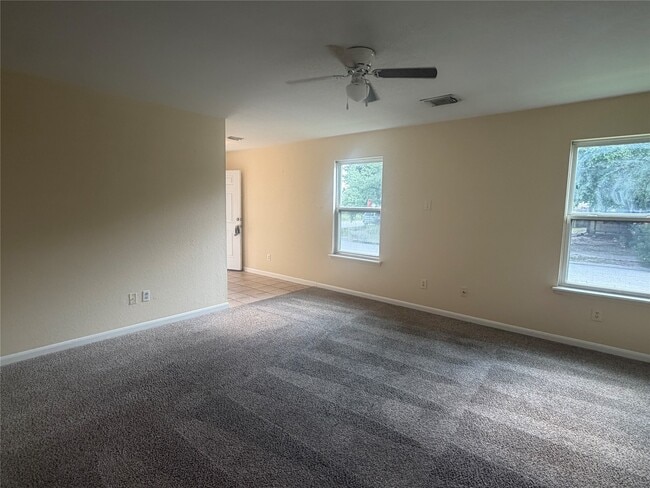 Building Photo - 8103 Forest Glen Dr
