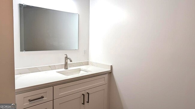 Building Photo - 4088 Atlantic Ave