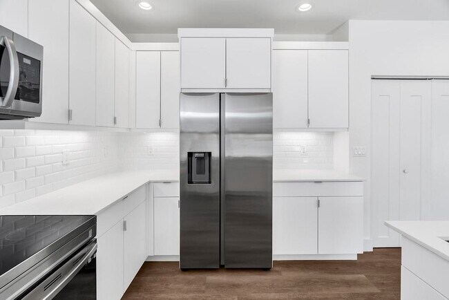 Building Photo - 211 Ocean Breeze