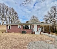 Building Photo - 3/1 Home Available in Liberty SC!