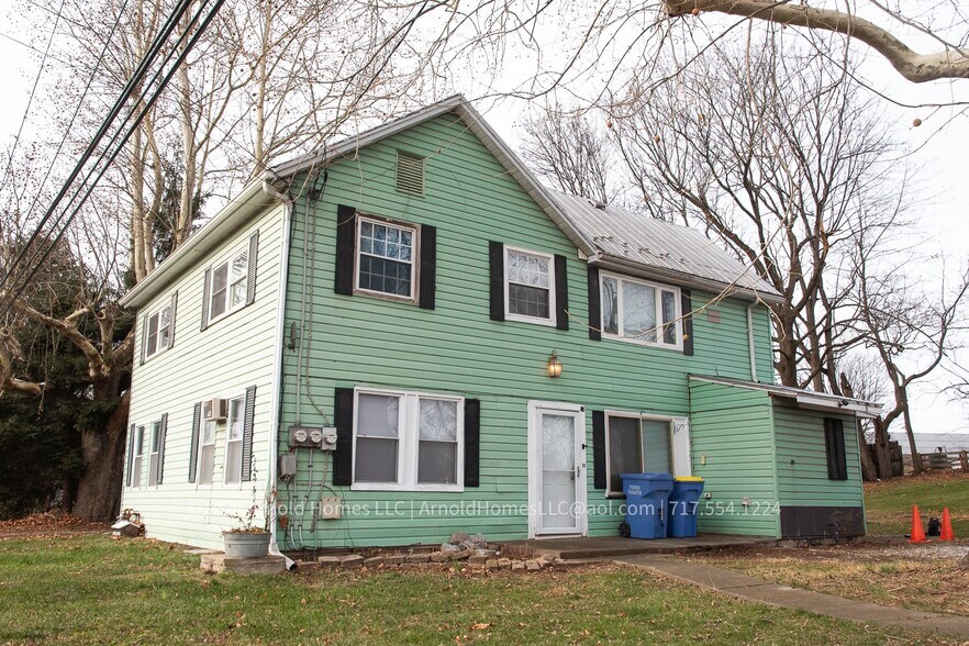 Exterior - 1024 W Trindle Rd