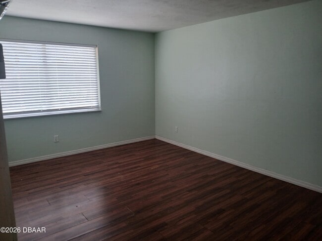 Building Photo - 2002 S Palmetto Ave