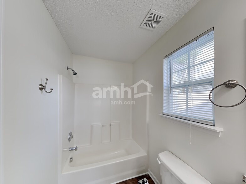 Building Photo - 14004 Ballyshannon Ln
