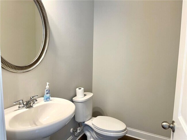 Building Photo - 3685 Morgan Rd