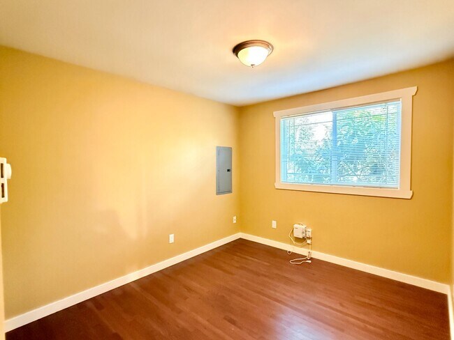 Building Photo - Updated 3BR Rambler | RV/Boat Parking | Gardener’s Backyard