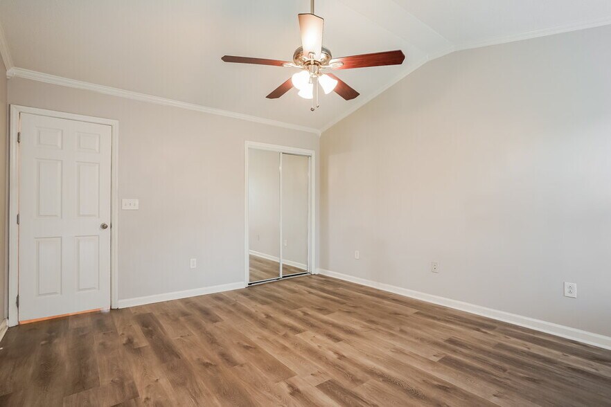 Building Photo - 4409 Cobble Creek Ln