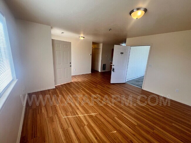 Building Photo - 4984 W 4850 S