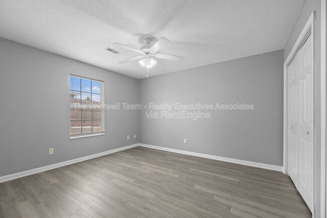 Building Photo - 4757 Royal Prince Way