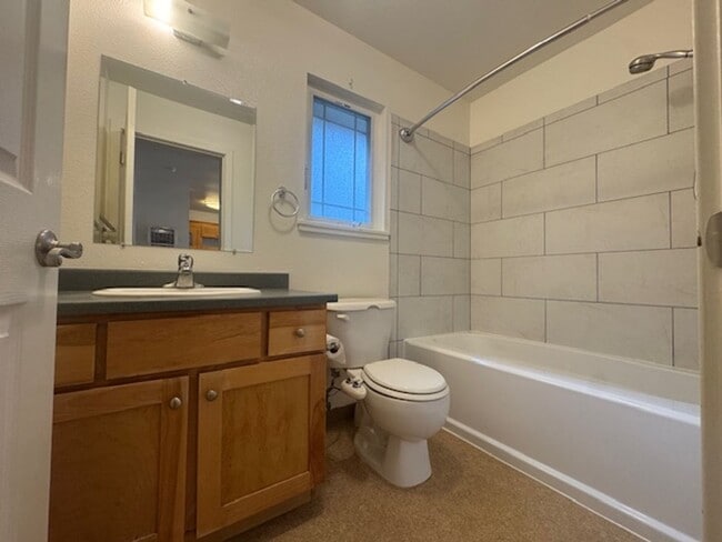 Building Photo - 2907 Janes Creek Dr