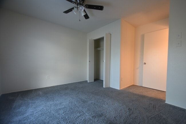 Building Photo - 24215 Beef Canyon Dr