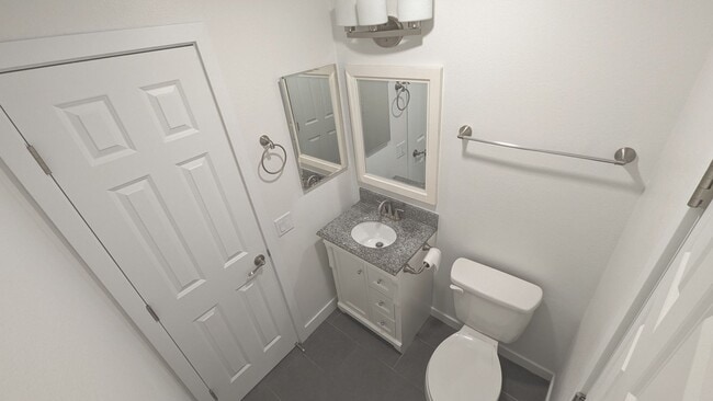 Building Photo - Tierrasanta 4 bedroom 2.5 bath, Garage, Up...