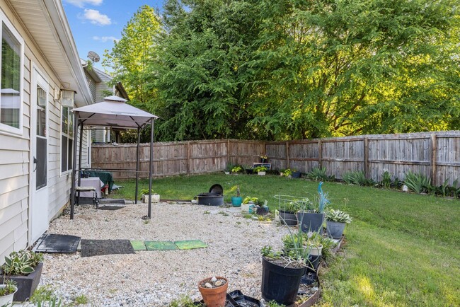 Building Photo - Charming 3-Bedroom Brick Ranch in Raleigh ...