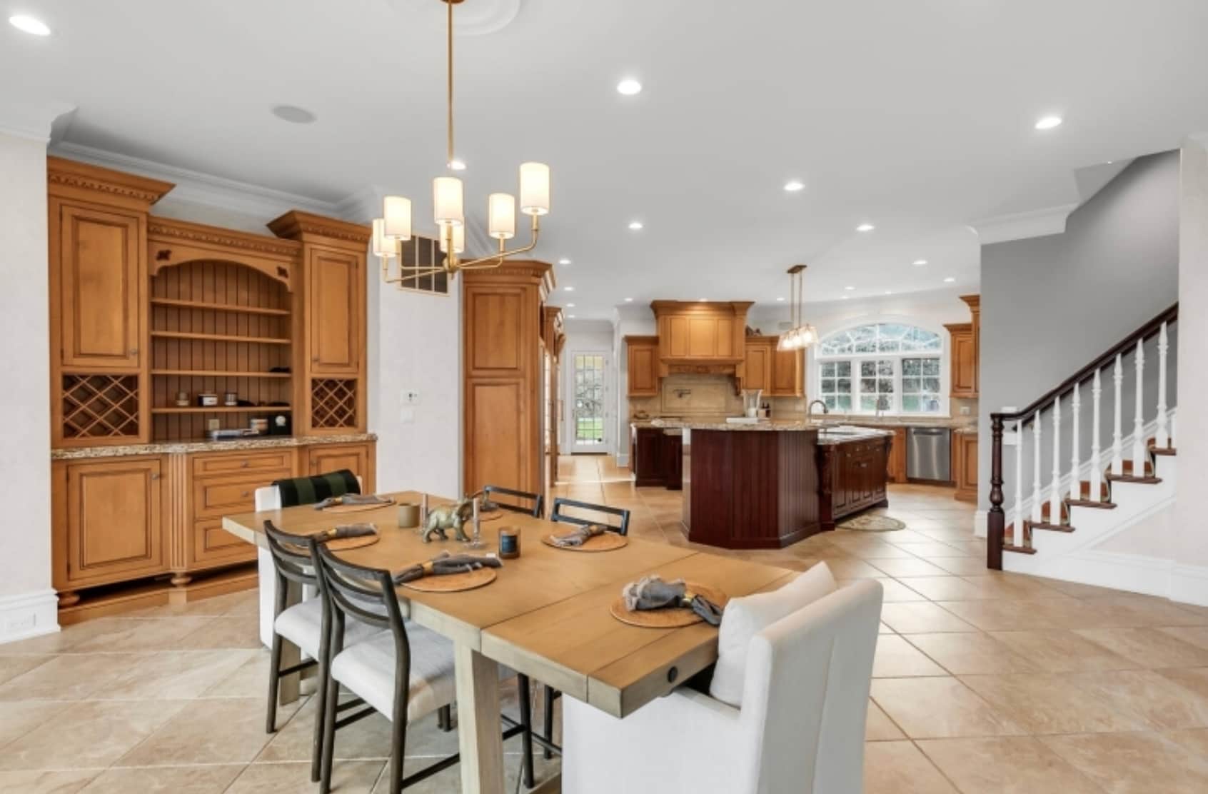 Building Photo - 581 Pottersville Rd