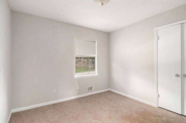 Building Photo - 8753 E Bourne Dr
