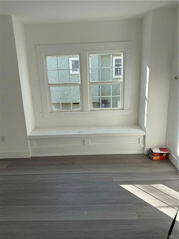 Building Photo - 765 Loma Ave