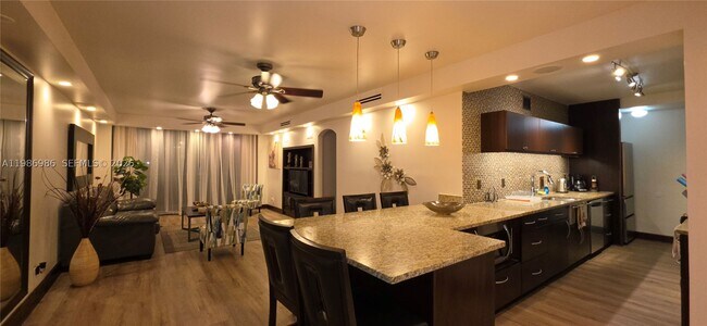 Building Photo - 4001 S Ocean Dr