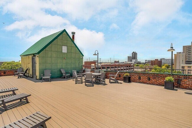 Building Photo - 432 E Rich St