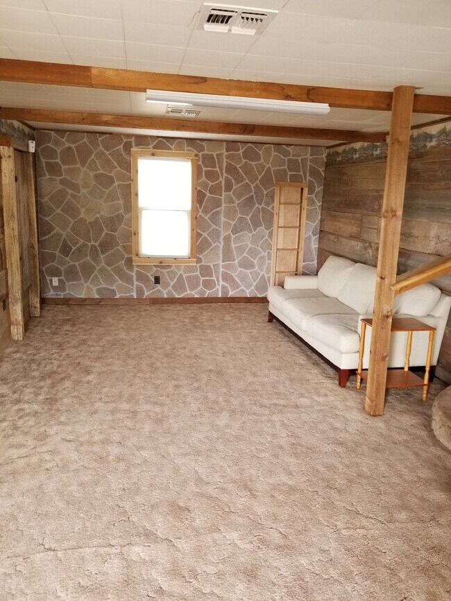Living Room - 229 Chuck Wagon Rd