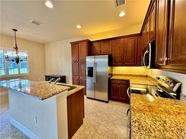 Building Photo - 6525 Monterey Point