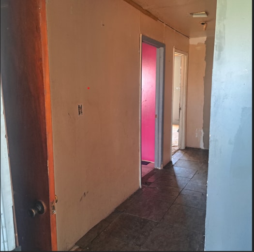 Building Photo - 2502 Lakeview Ave