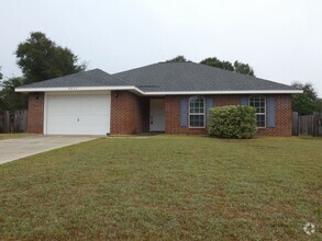 Building Photo - Beautiful Custom Home Close to I-10