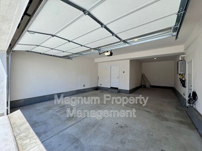 Building Photo - 34118 Willow Stone St