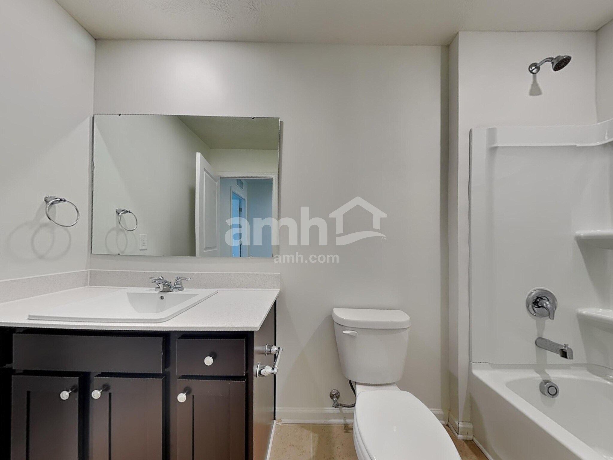 Building Photo - 912 Nelson Pl