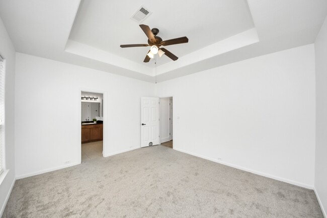 Building Photo - 1727 Aden Dr