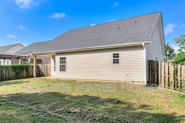 Building Photo - 812 Oshields Ct