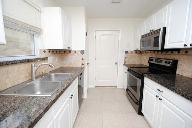 Building Photo - 22619 Leedstown Ln